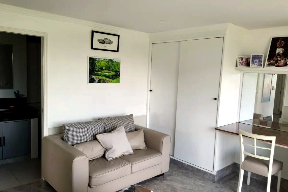 BSKY high floor – Full Seaview