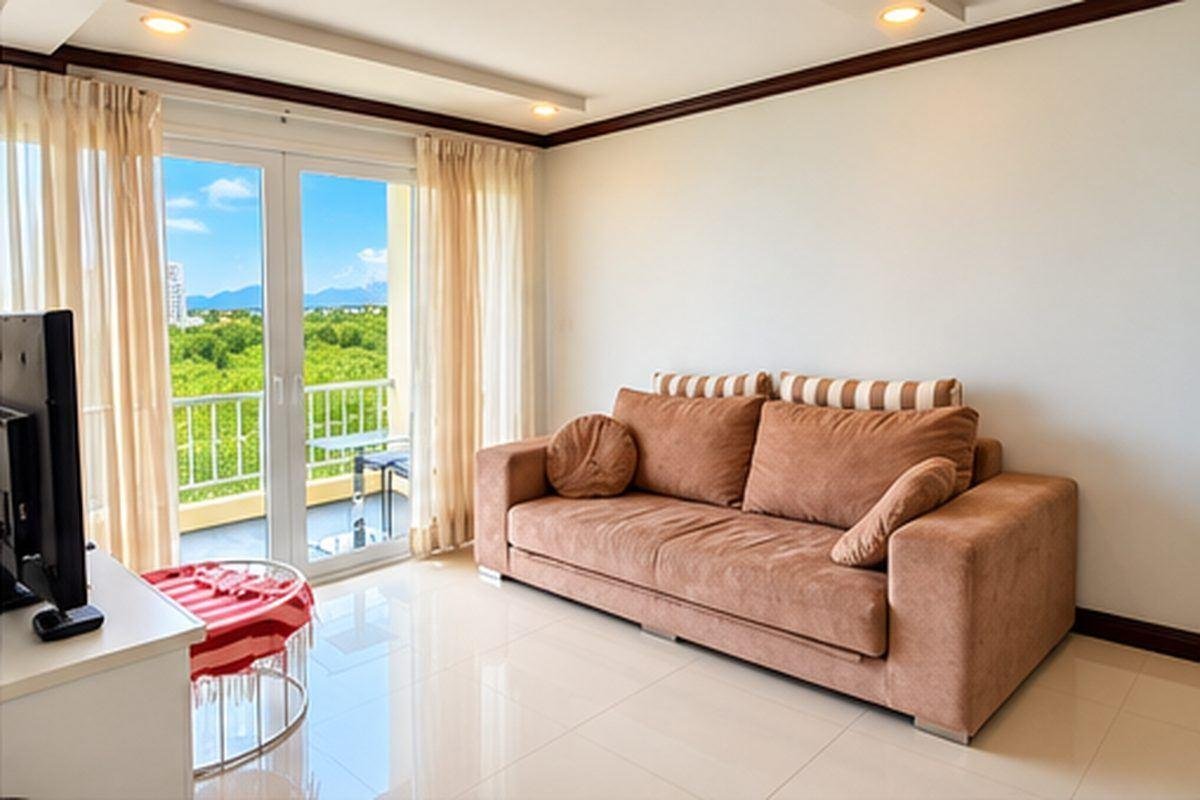 1 Bed | 1 Bath High Floor South-Facing Unit