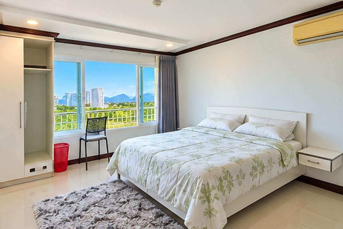 1 Bed | 1 Bath High Floor South-Facing Unit