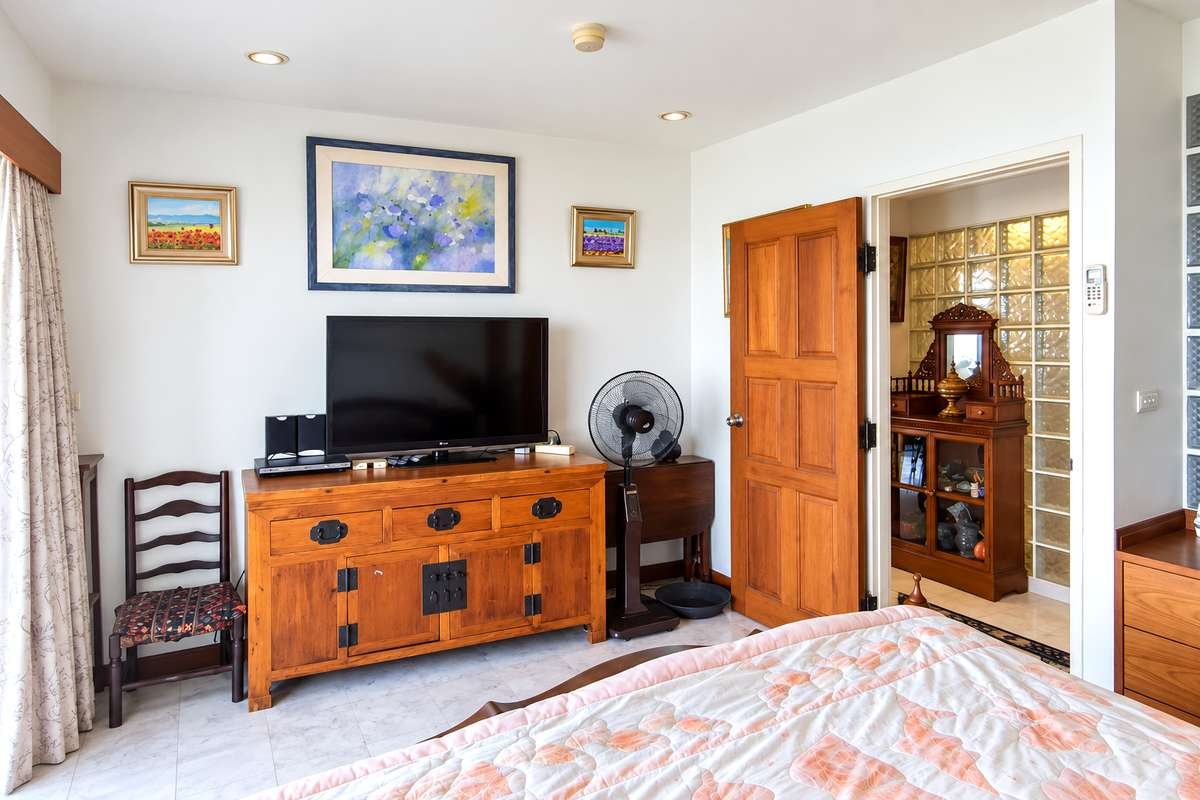 PAV Penthouse Unit